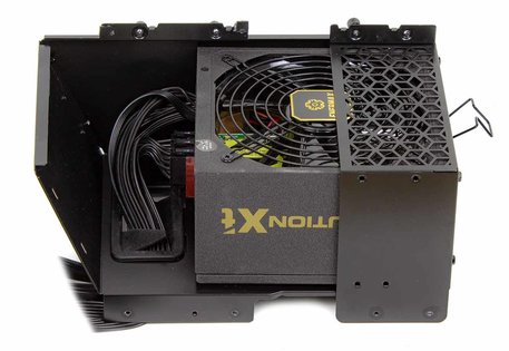 Вертикальный продув: Cooler Master MasterCase SL600M