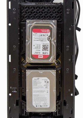 Вертикальный продув: Cooler Master MasterCase SL600M