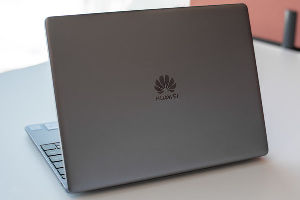Для молодых и активных: Huawei MateBook 13