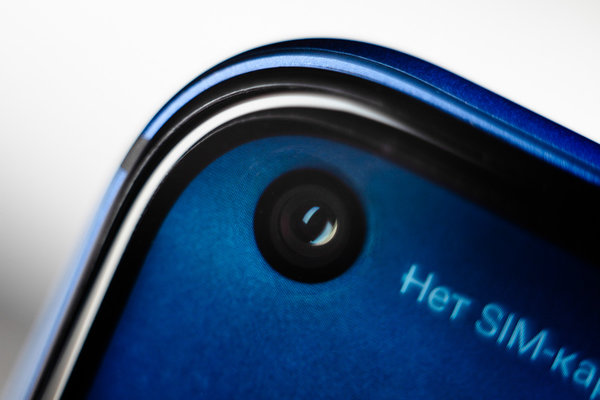 Претендент: опыт эксплуатации Honor View 20