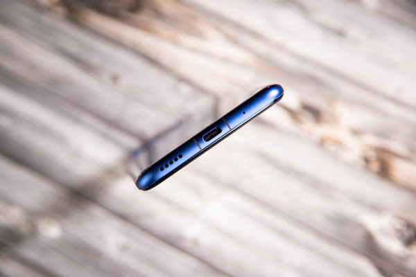 Претендент: опыт эксплуатации Honor View 20
