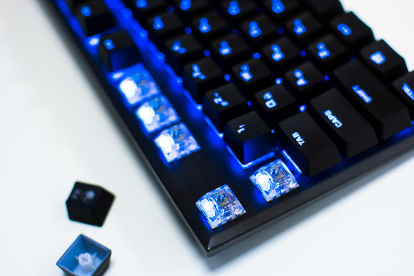 Обзор игровой клавиатуры HyperX Alloy FPS RGB