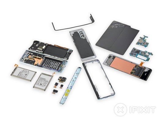 2/10: в iFixit оценили конструкцию складного Galaxy Fold