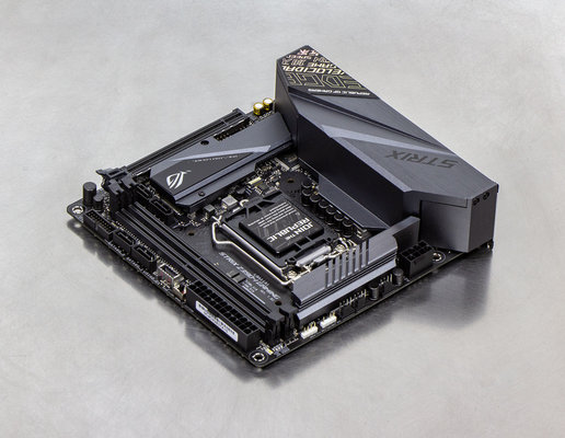 Богатство возможностей: ASUS STRIX Z390-I GAMING