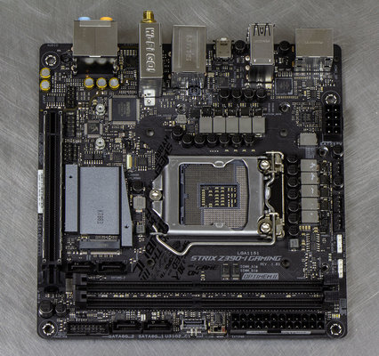 Богатство возможностей: ASUS STRIX Z390-I GAMING