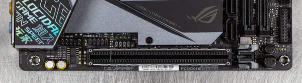 Богатство возможностей: ASUS STRIX Z390-I GAMING