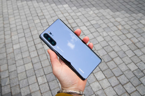 Черная кошка в черной комнате. Обзор Huawei P30 Pro — Стоит ли покупать Huawei P30 Pro?. 2