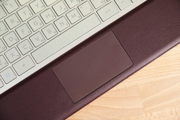 Кожаный трансформер: обзор HP Spectre Folio