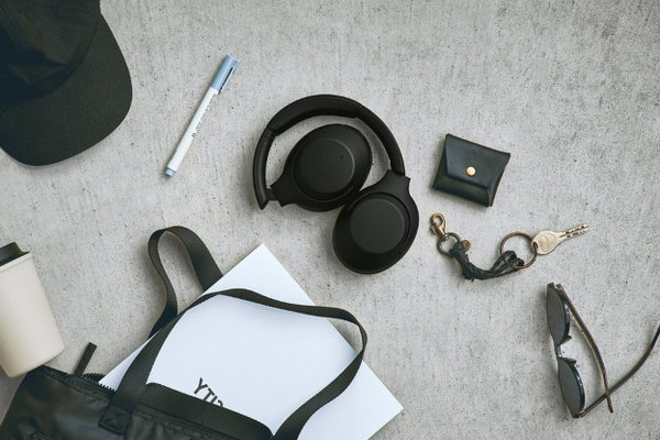 Sony представила доступные наушники с шумодавом и беспроводную колонку серии ExtraBass