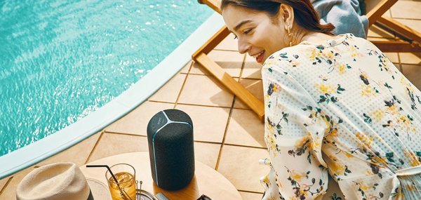 Sony представила доступные наушники с шумодавом и беспроводную колонку серии ExtraBass