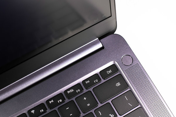 Продолжая шествие: обзор Honor MagicBook