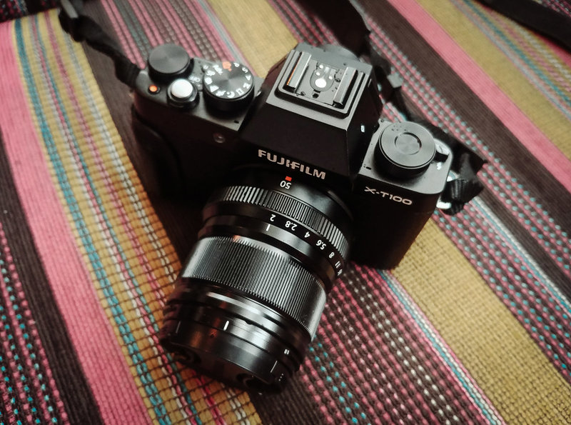 Лёгкий и фотографии отличные. Тест Fujifilm X-T100