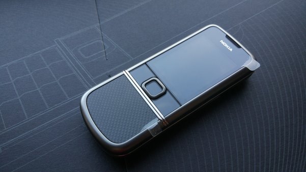 Айтиквариат: Nokia 8800