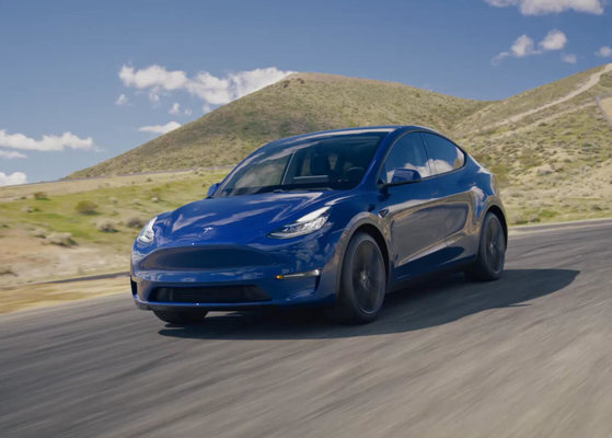 По цене топового Mac Pro можно купить новенький электрокар Tesla Model Y
