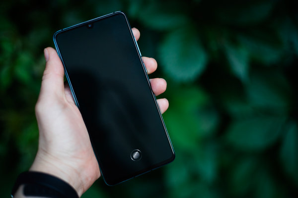 Обзор Huawei P30: когда хорошее конкурент лучшему