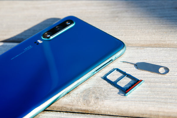 Обзор Huawei P30: когда хорошее конкурент лучшему