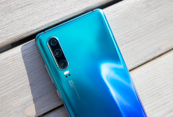 Обзор Huawei P30: когда хорошее конкурент лучшему
