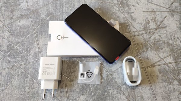 Тест смартфона Honor 20: красавчик с мощной начинкой и необычной камерой