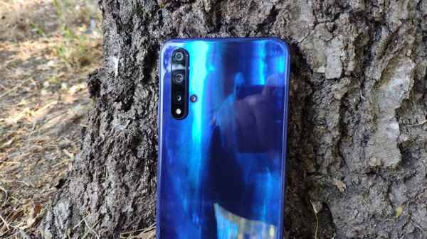 Тест смартфона Honor 20: красавчик с мощной начинкой и необычной камерой