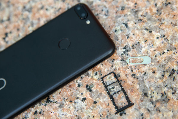 Праздник в начальном сегменте: Alcatel 1s 2019