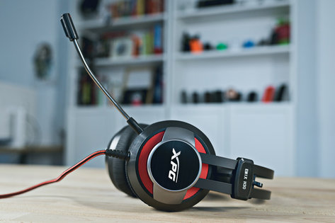 И усилитель в комплекте: ADATA XPG EMIX H30