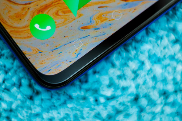 Носорог без рога: знакомимся с OPPO Reno Z — Дисплей и звук. 2