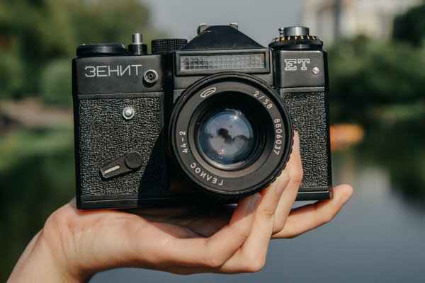 Как и зачем фотографировать на пленку в 2019?