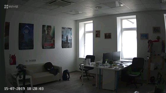 Моторизированный глазок: обзор EZVIZ C6TC