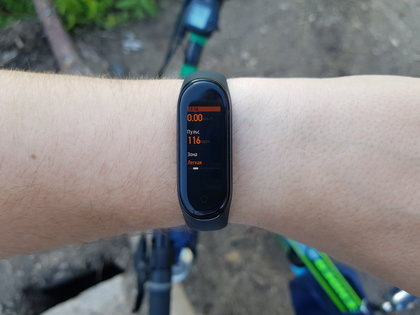 Топ за свои деньги. Обзор Xiaomi Mi Band 4