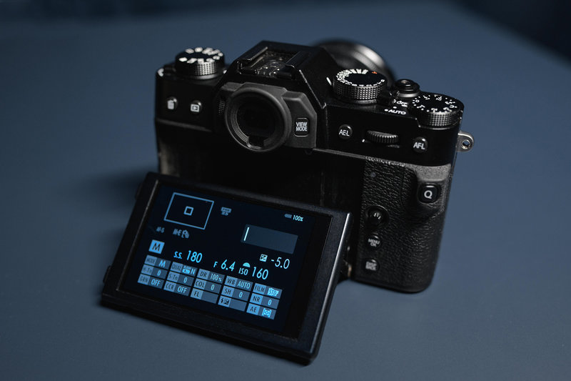 Верный спутник в путешествии. Обзор Fujifilm X-T30