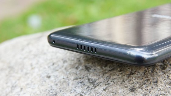 Тест смартфона Philips S397: качественная связь и хорошая автономность