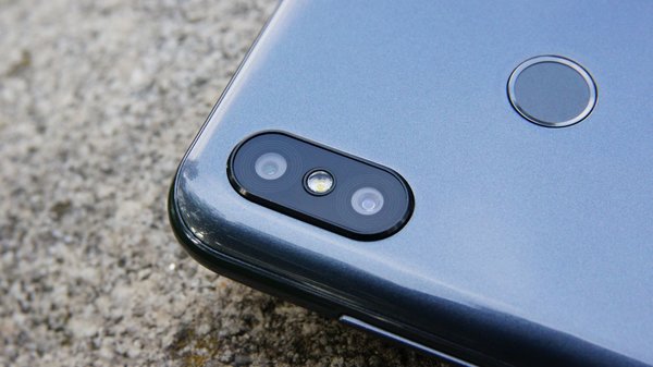 Тест смартфона Philips S397: качественная связь и хорошая автономность