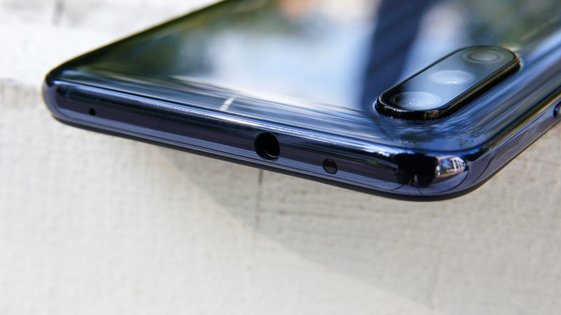 Обзор Xiaomi Mi A3: среднебюджетник с флагманской камерой