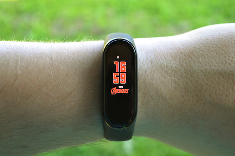 Подборка стильных циферблатов для Mi Band 4