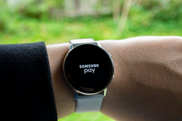 Лучшие умные часы для Android. Обзор Samsung Galaxy Watch Active