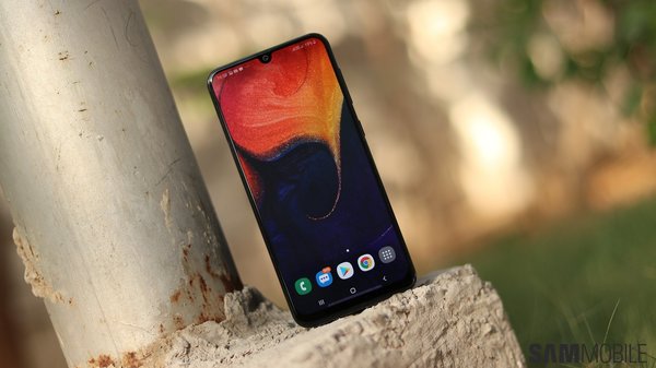 Какой смартфон купить в сентябре 2019: лучшие модели за любую цену