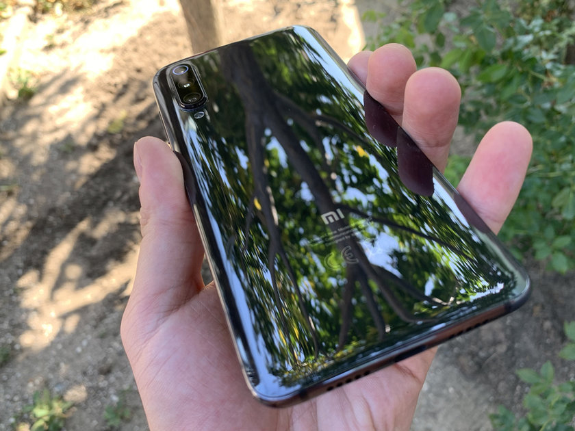 На чём сэкономила Xiaomi: почему другие смартфоны стоят дороже