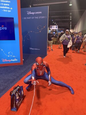 Топ-25 лучших косплеев с D23 Expo 2019