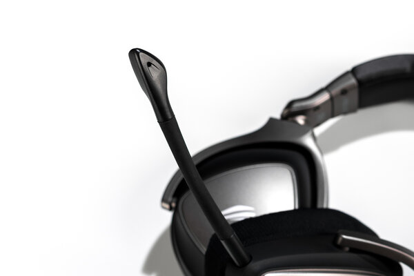 Облегчение во благо: обзор ASUS ROG Delta Core