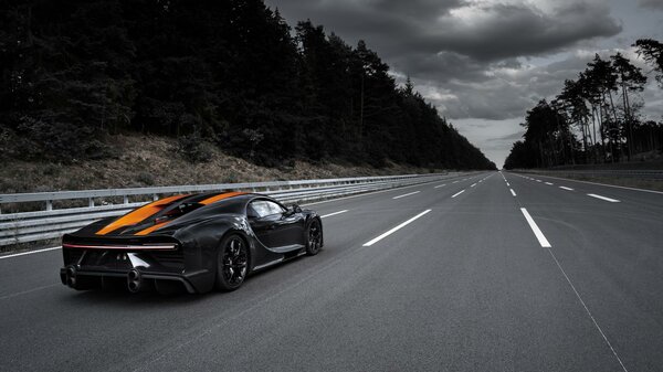 Bugatti Chiron установил новый мировой рекорд скорости