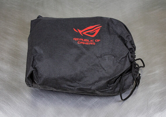 Красиво, качественно, дорого. Обзор ASUS ROG THOR 850W