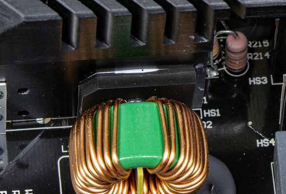 Красиво, качественно, дорого. Обзор ASUS ROG THOR 850W
