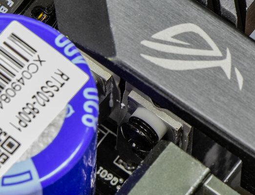 Красиво, качественно, дорого. Обзор ASUS ROG THOR 850W