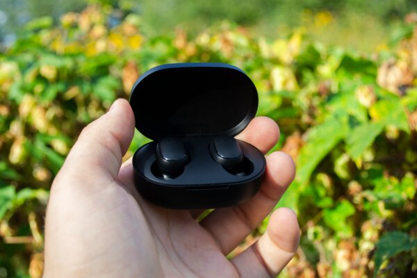 Бюджетный TWS. Обзор Redmi AirDots