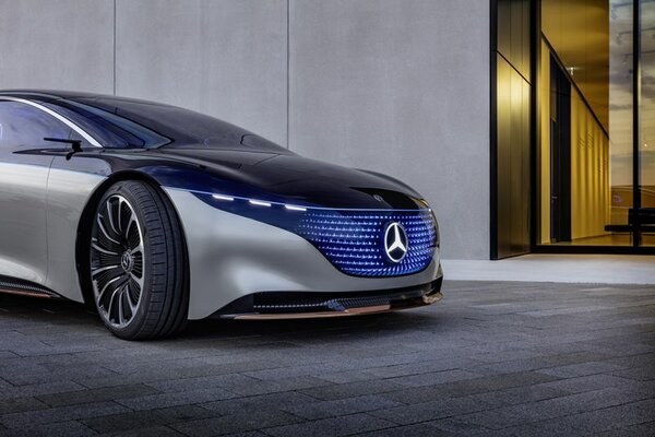Mercedes-Benz показал, каким должен быть электрический седан S-класса