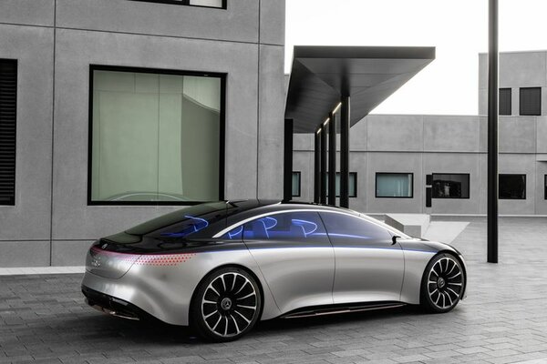 Mercedes-Benz показал, каким должен быть электрический седан S-класса