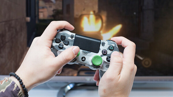 Пока пекари страдают, мы играем в Fortnite на PS4 + конкурс на консоль