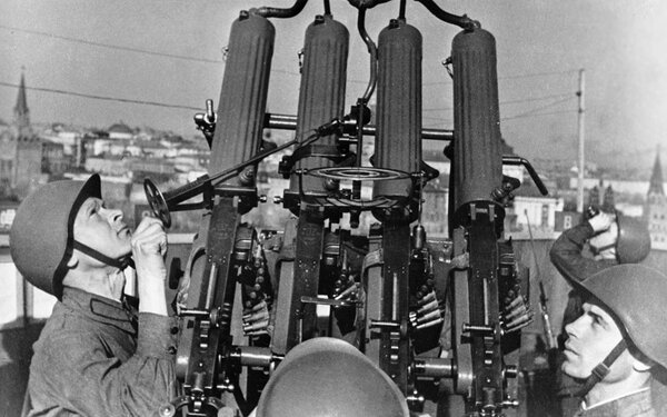 История отечественной военной техники. Советские ПВО