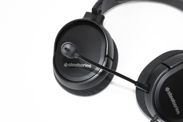 Сила преемственности: обзор SteelSeries Arctis 1