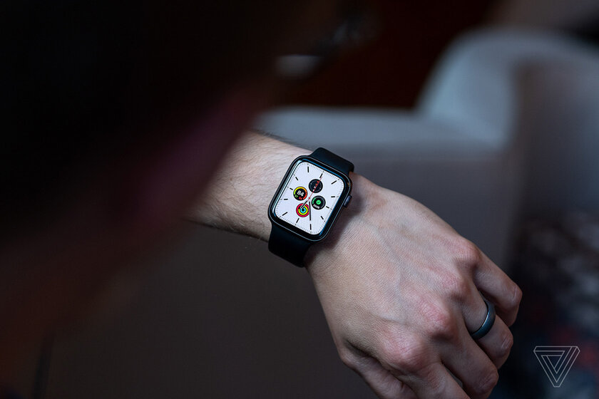 Обзор Apple Watch Series 5: лучшие умные часы